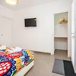 Bed and Breakfast Lo&g Lascari