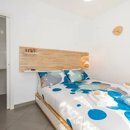 Lo&g Bed & Breakfast Lascari
